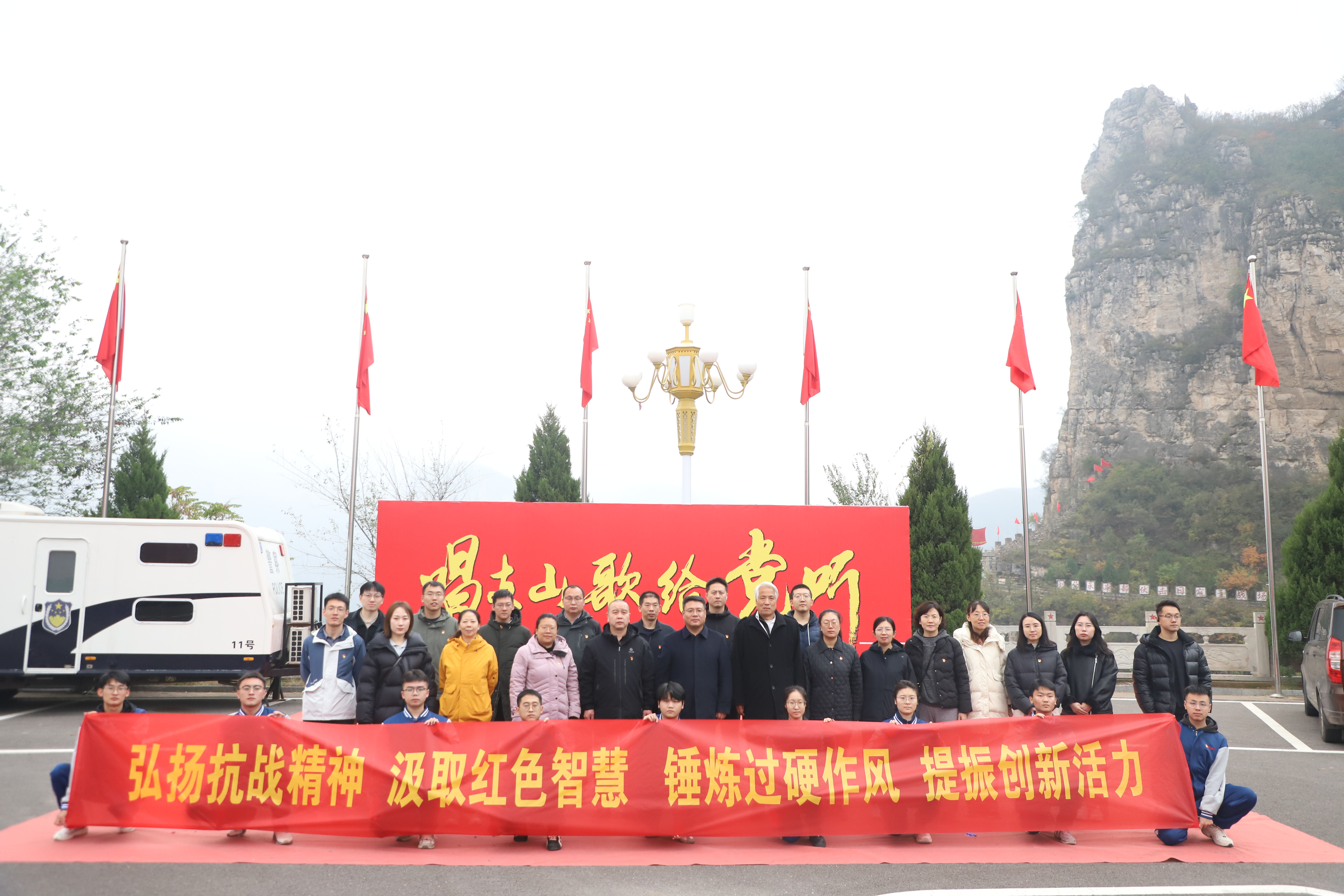 1761556209125011072.jpg 1761556209125011072.jpg