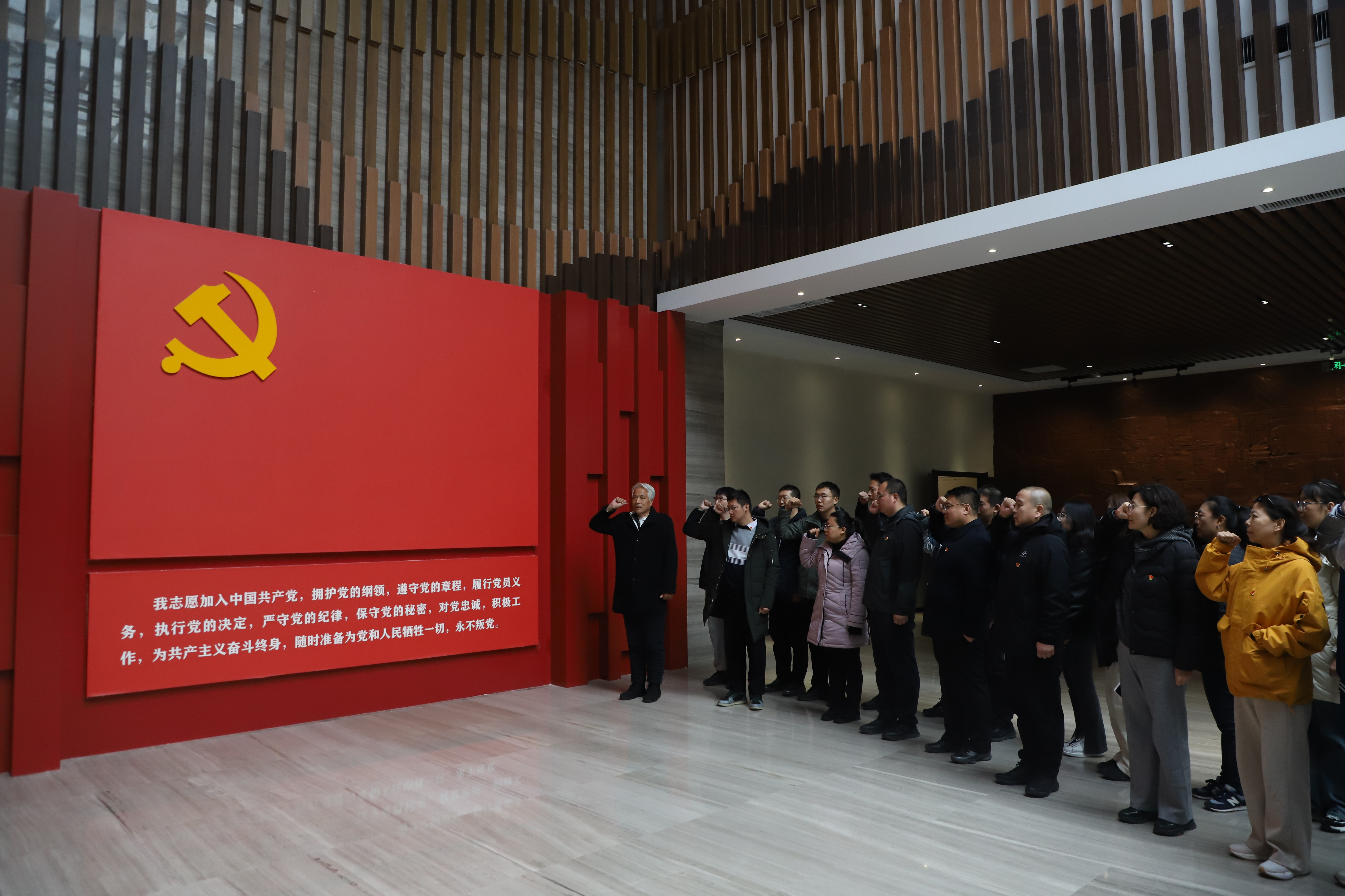 1761556209373006101.jpg 1761556209373006101.jpg